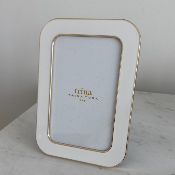 New! Trina Turk Frame - Picture 1 of 1